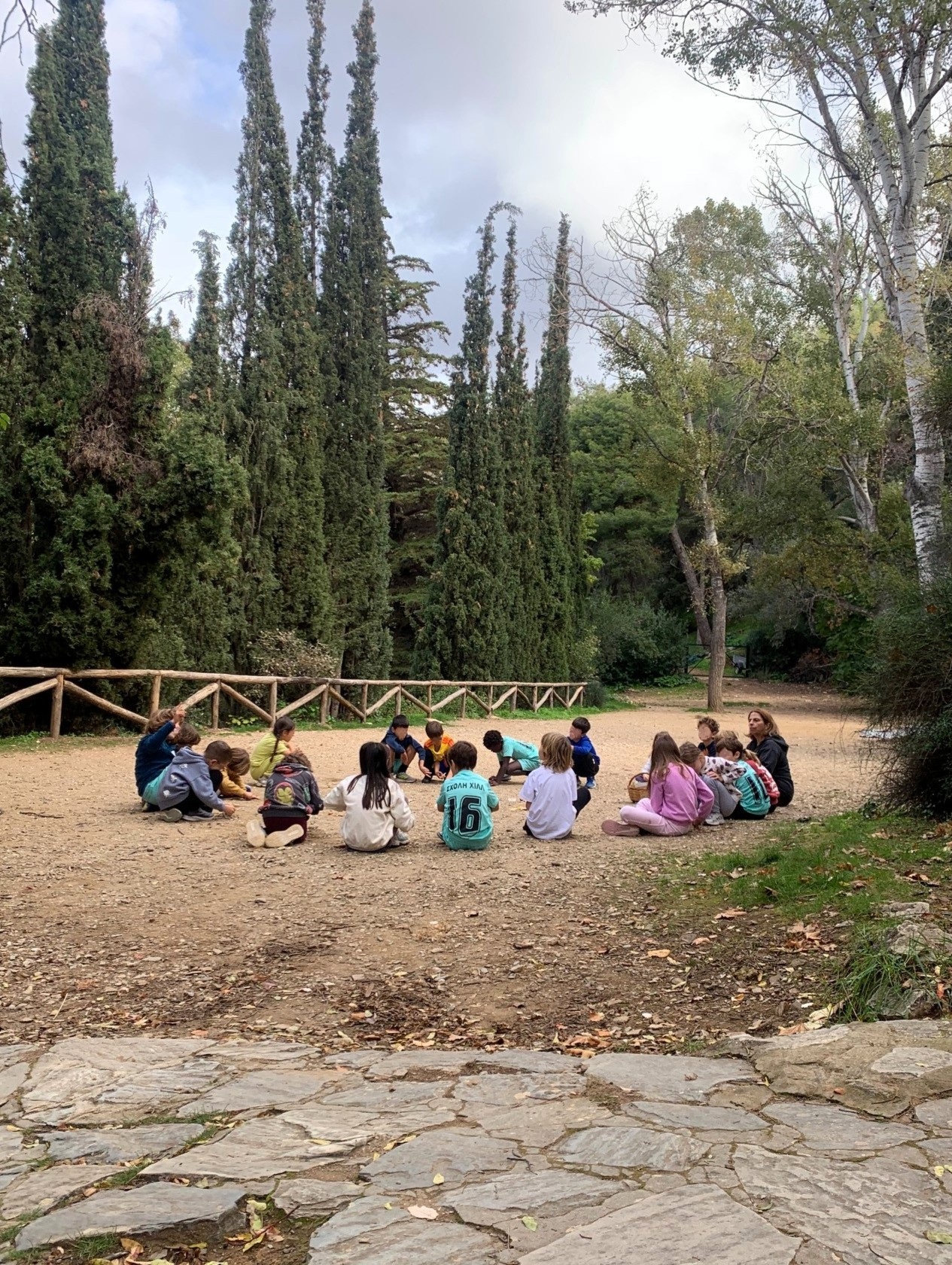 «Ακούω και ξεχνώ, βλέπω και θυμάμαι, κάνω και καταλαβαίνω» της Ρόζας Τριανταφυλλίδη